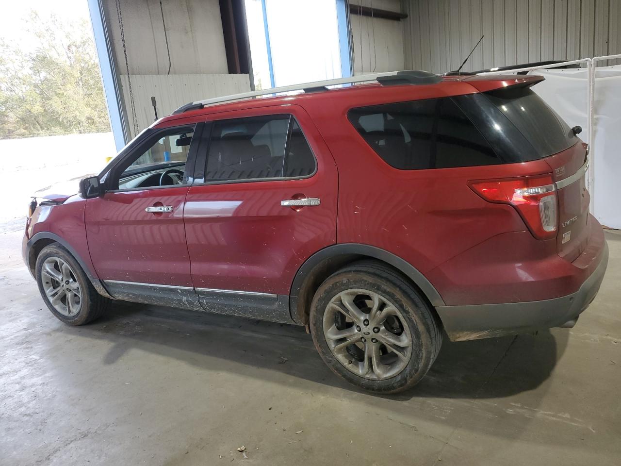 2015 Ford Explorer - Image 2