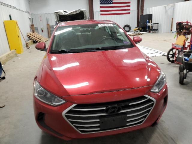  HYUNDAI ELANTRA 2017 Czerwony