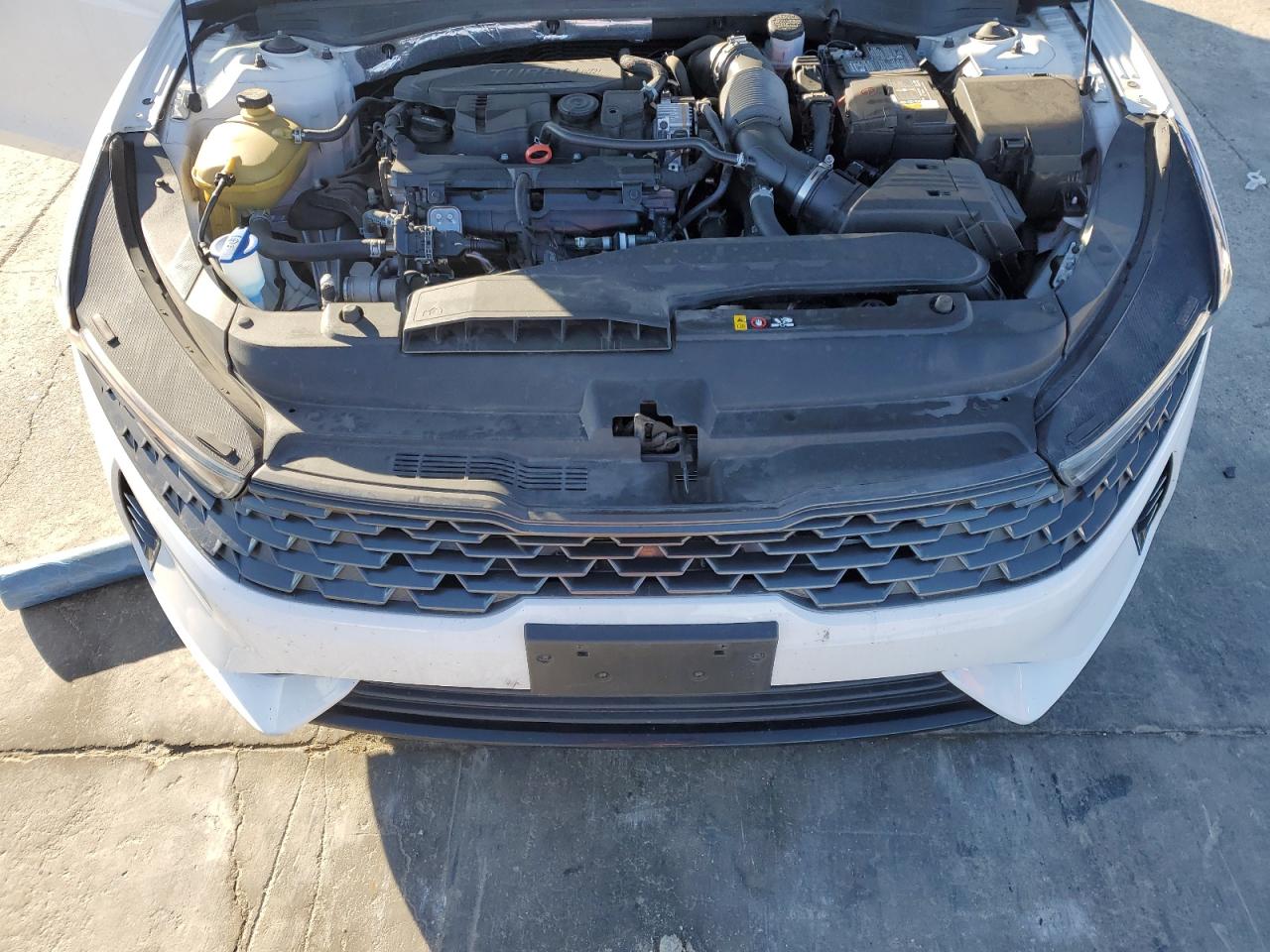 2021 Kia K5 - Image 13