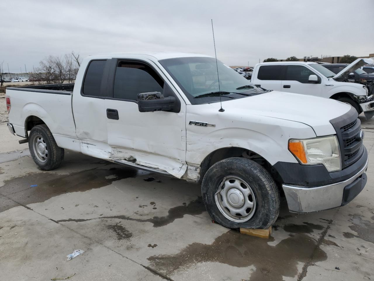 2013 Ford F-150 - Image 4