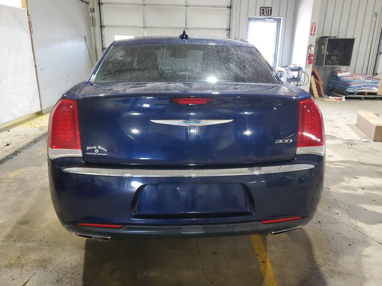 2017 Chrysler 300 - Image 6