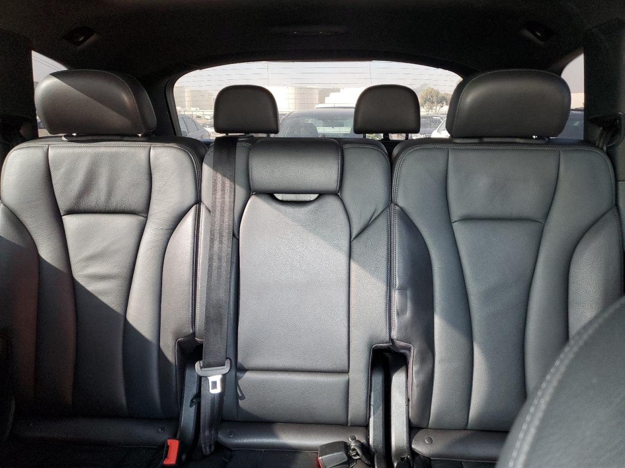 2017 Audi Q7 - Image 10