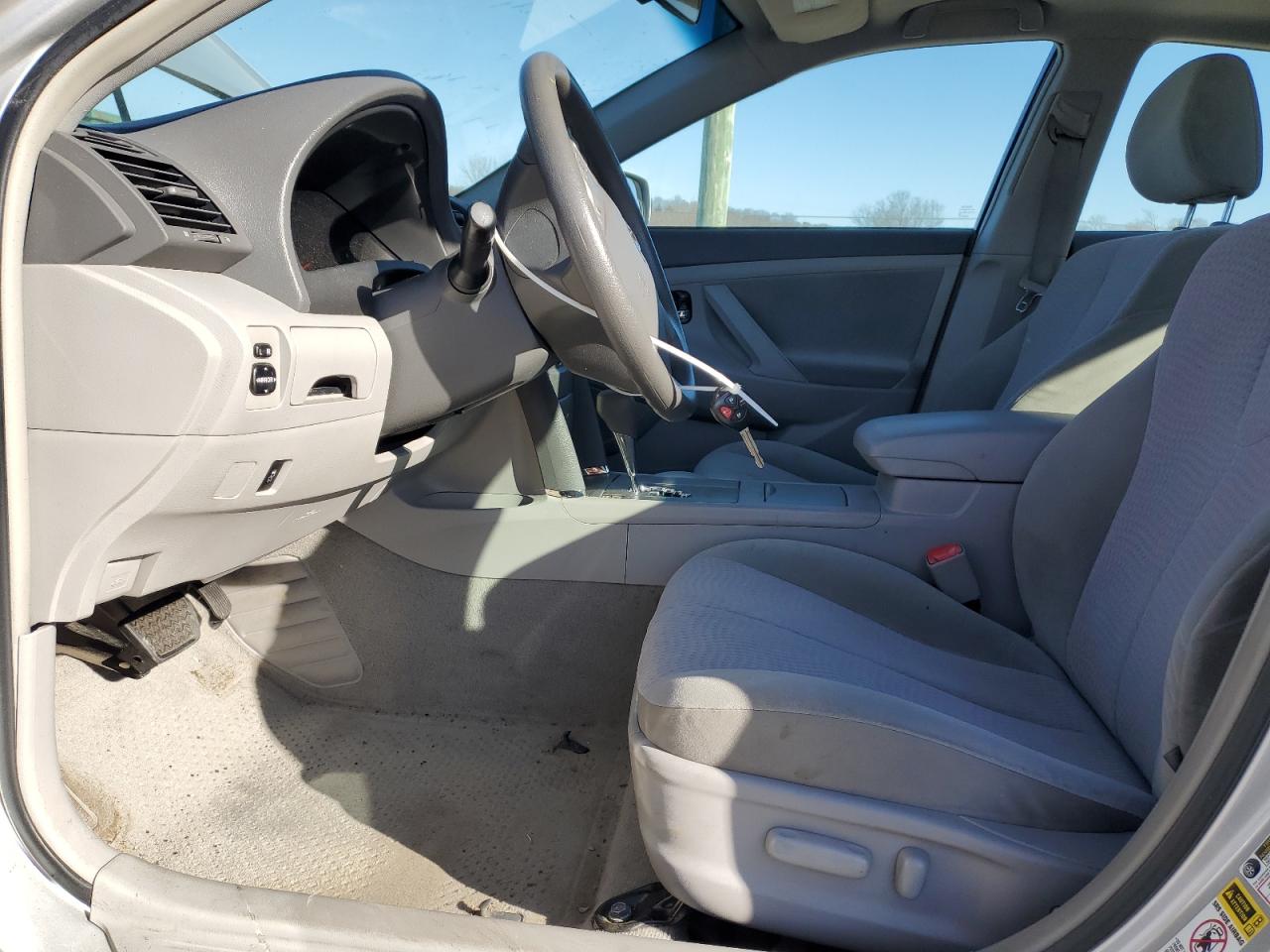 2010 Toyota Camry - Image 7