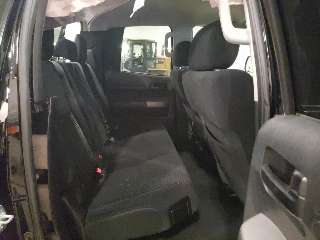 2010 Toyota Tundra - Image 10
