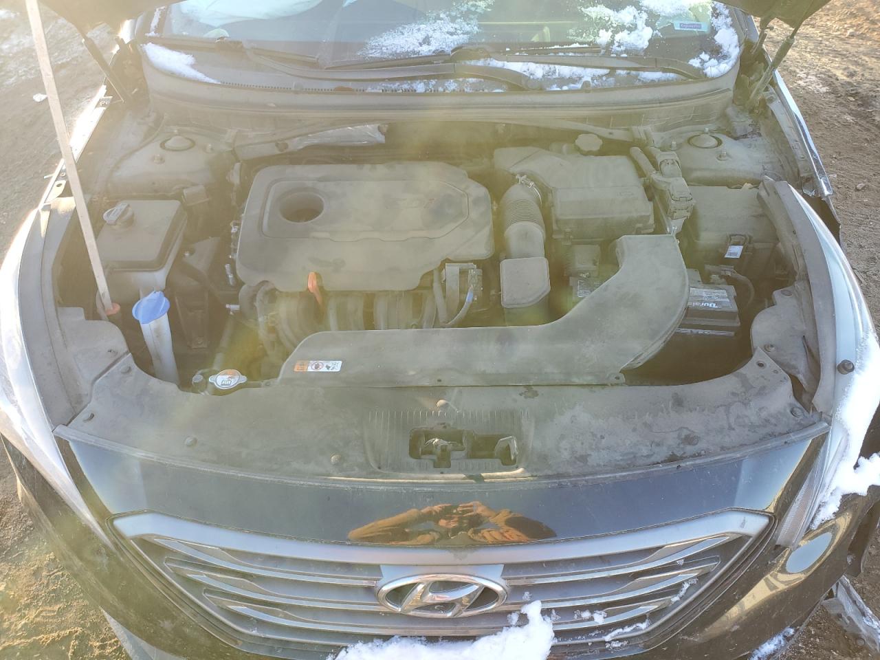 2017 Hyundai Sonata - Image 12