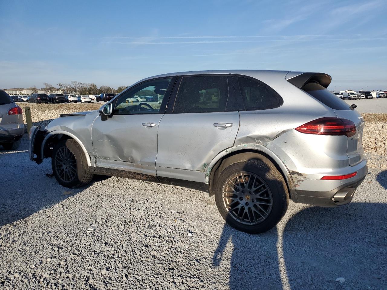 2017 Porsche Cayenne - Image 2