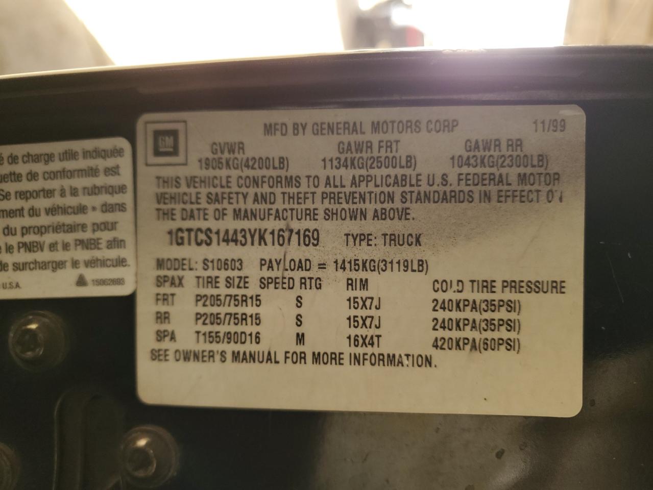 2000 GMC Sonoma - Image 12