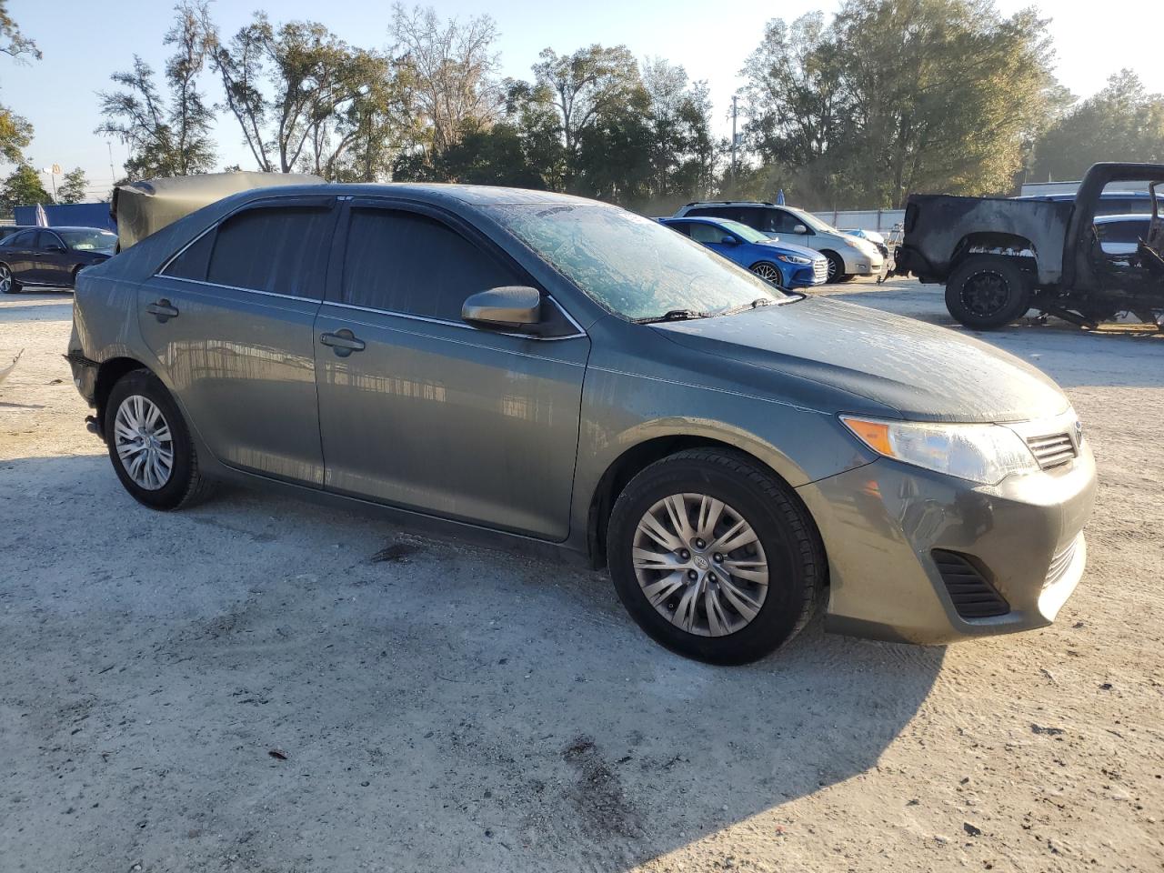 2014 Toyota Camry - Image 4