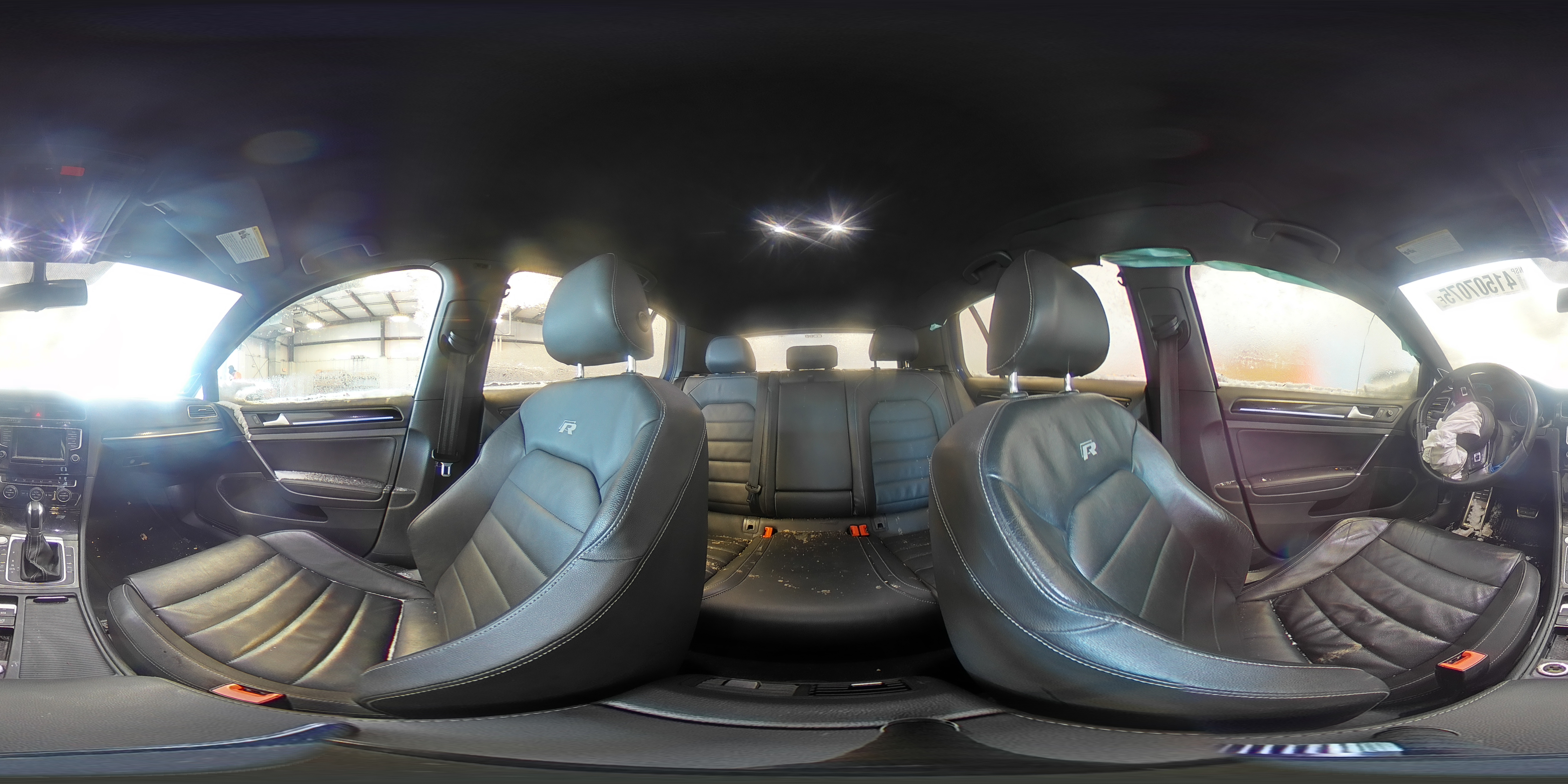 2015 Volkswagen Golf - Image 13