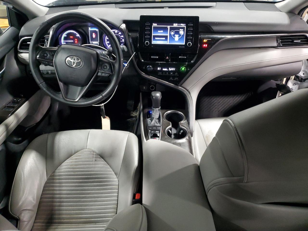 2021 Toyota Camry - Image 8