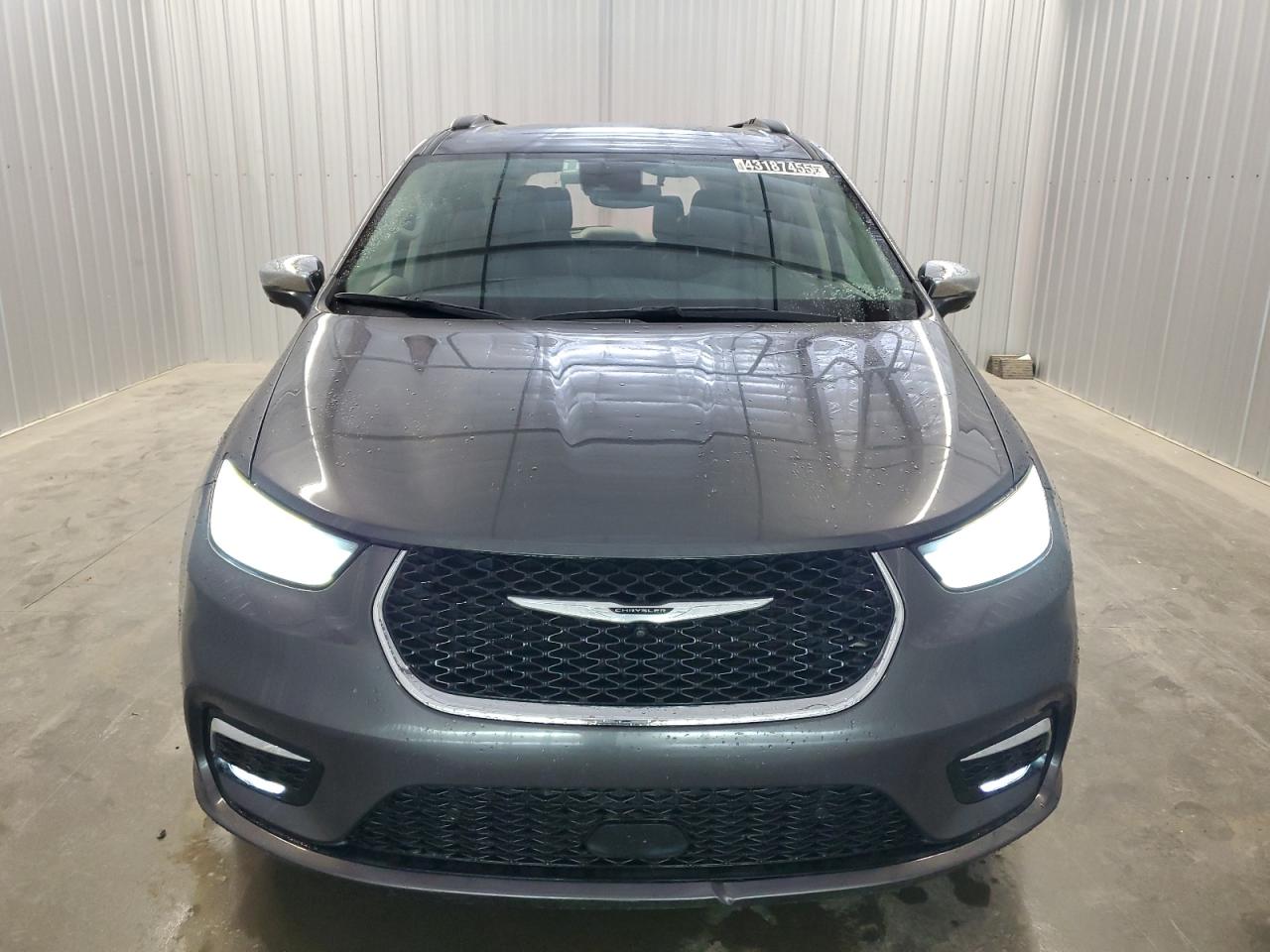 2022 Chrysler Pacifica - Image 5