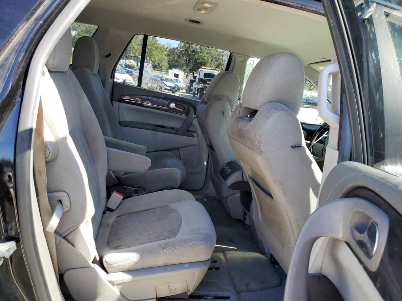 2017 Buick Enclave - Image 11