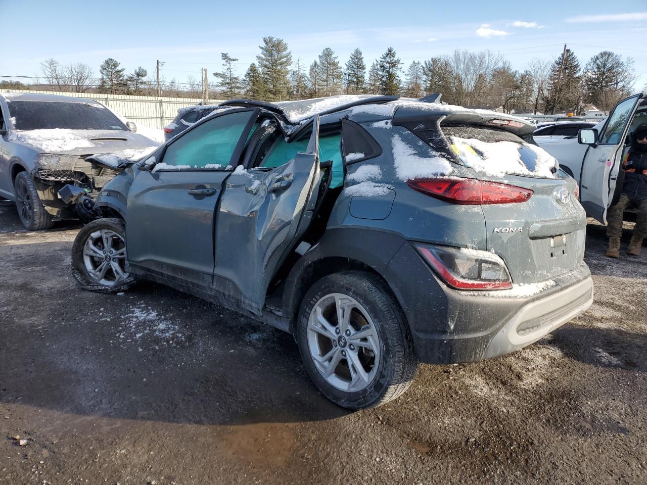 2022 Hyundai Kona - Image 2