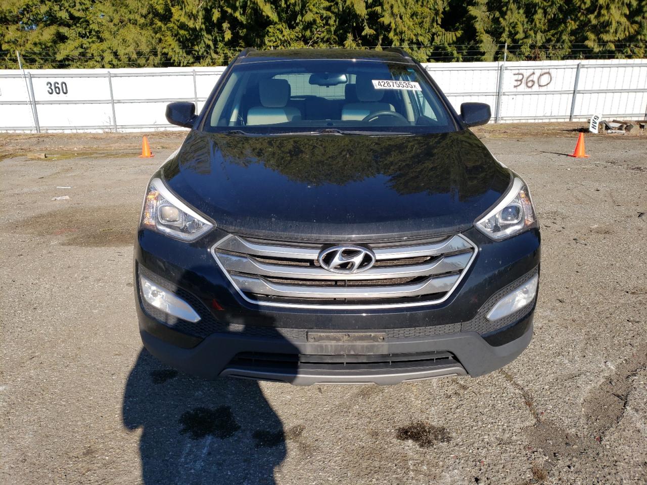 2016 Hyundai Santa Fe - Image 5