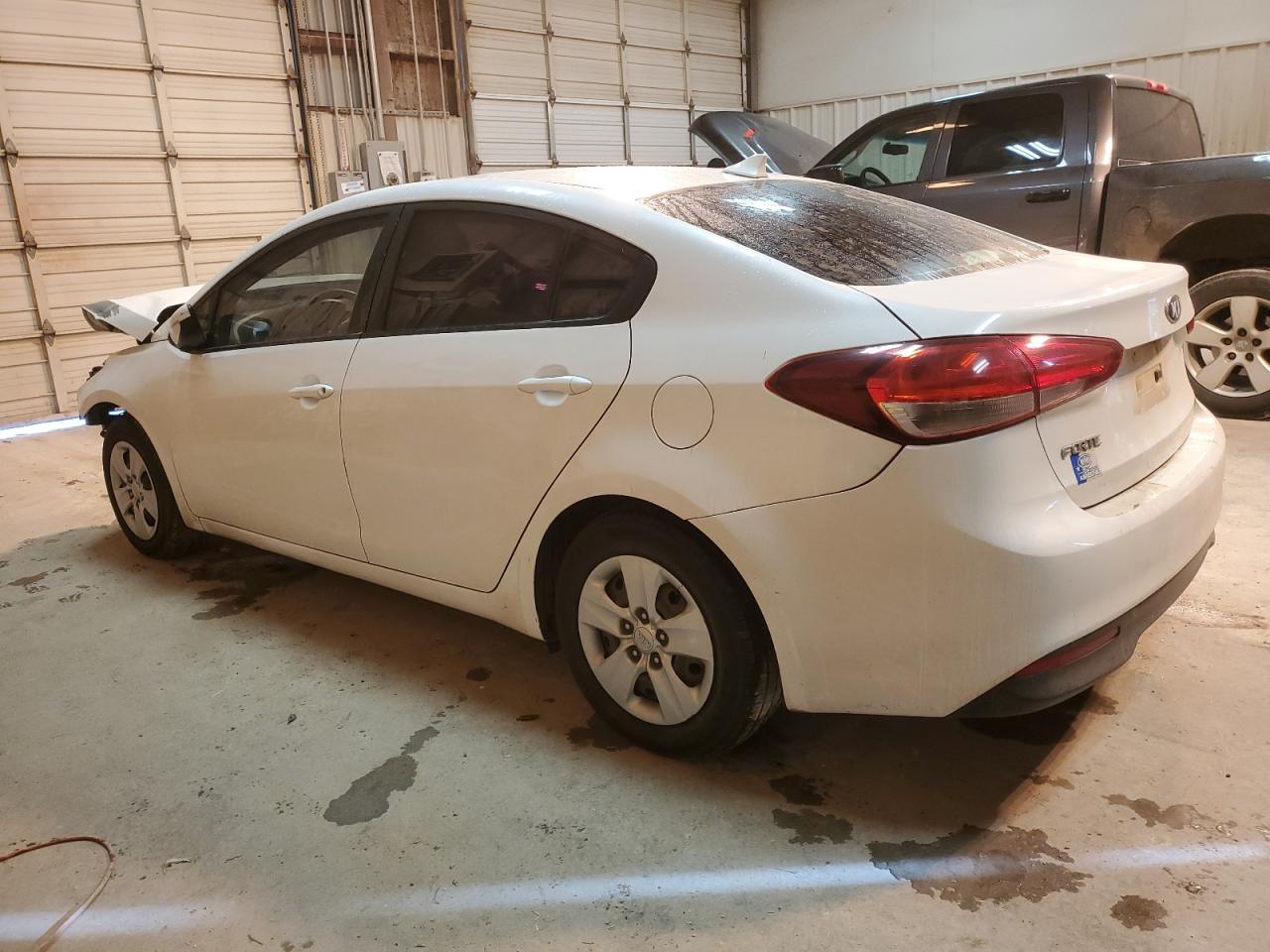 2017 Kia Forte - Image 2