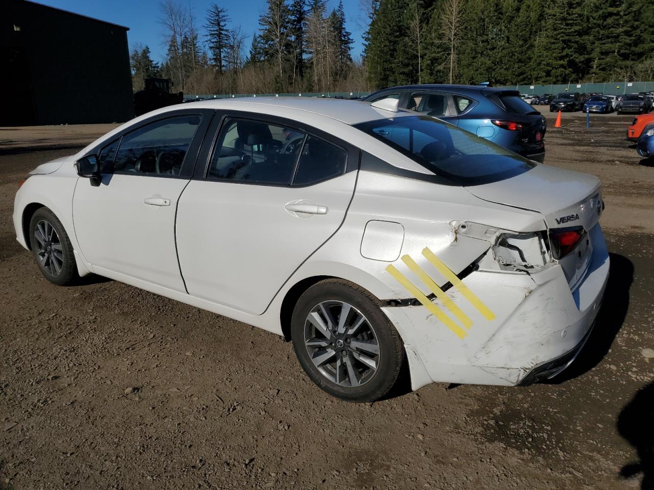 2020 Nissan Versa - Image 2