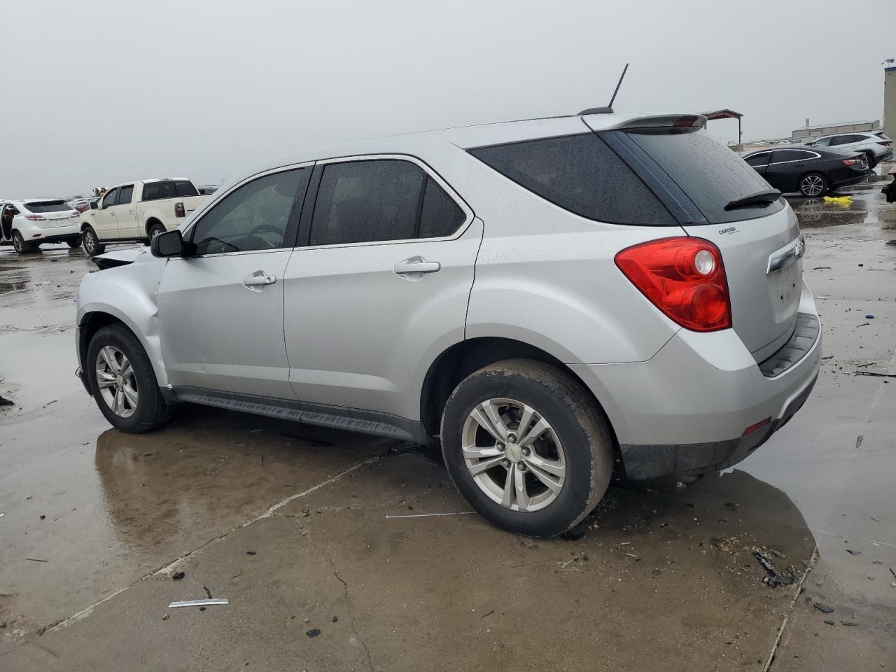 2015 Chevrolet Equinox - Image 2