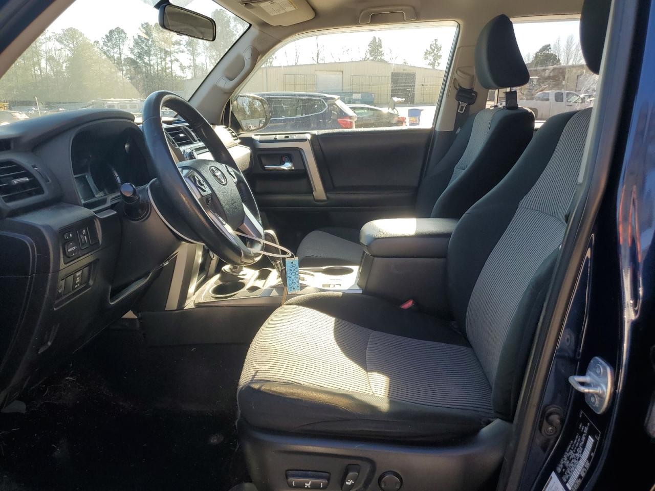 2015 Toyota 4Runner - Image 7