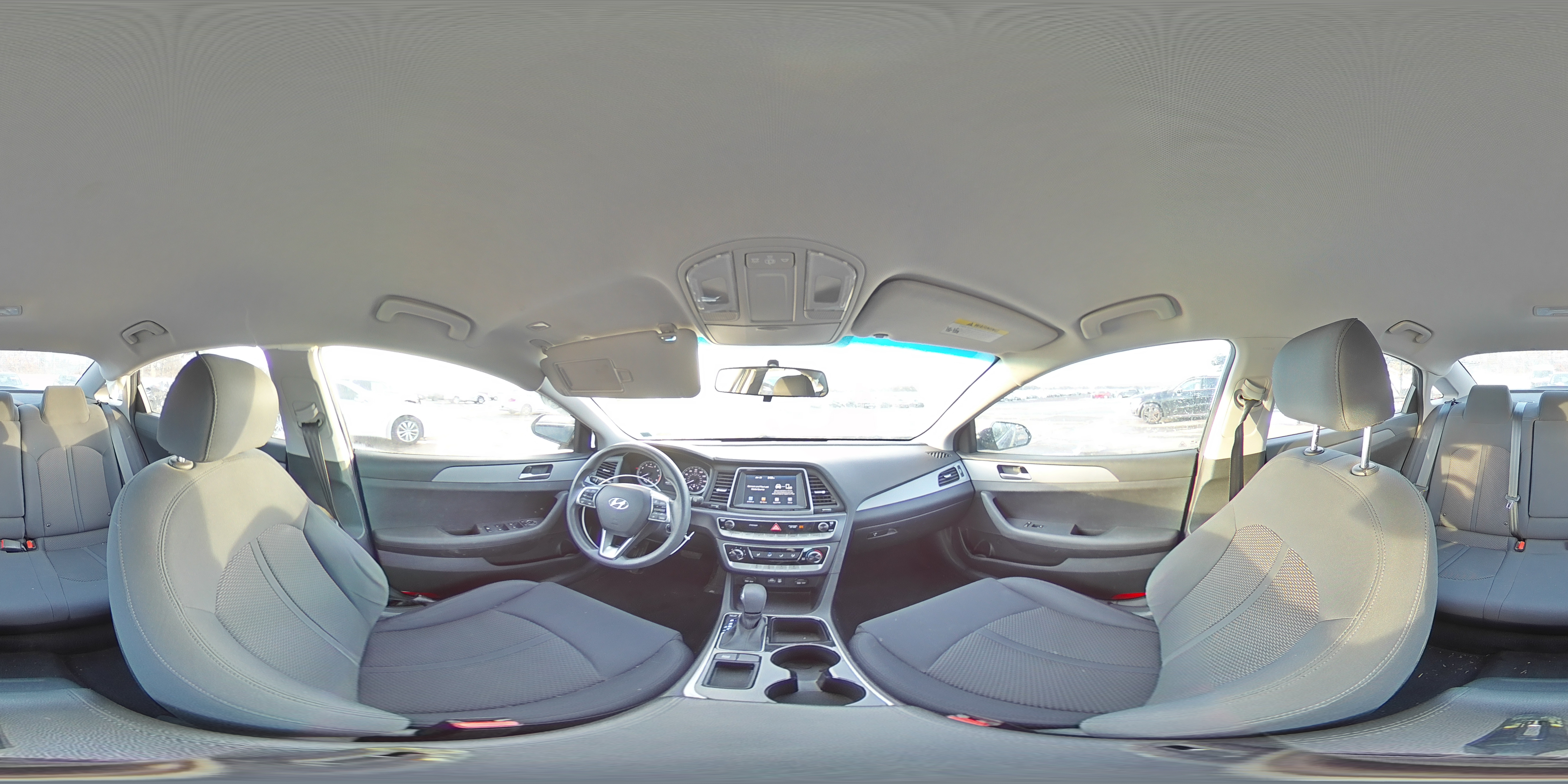 2018 Hyundai Sonata - Image 13
