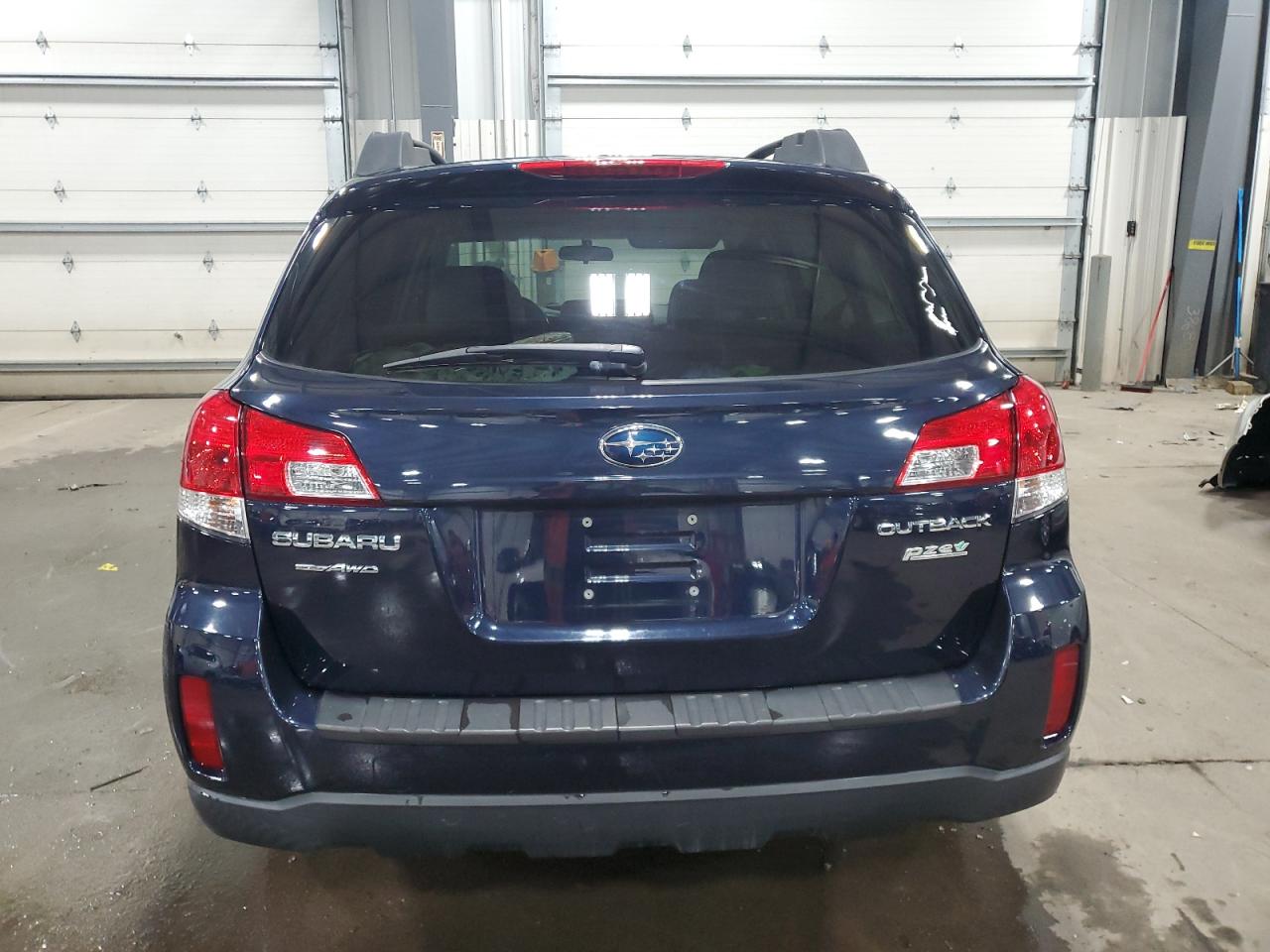 2013 Subaru Outback - Image 6