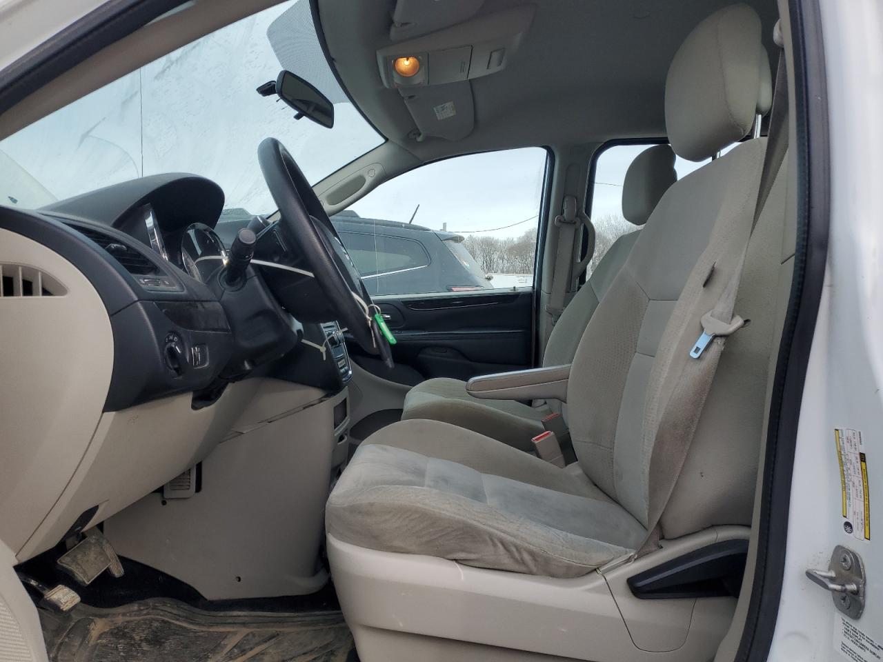 2014 Dodge Caravan - Image 7