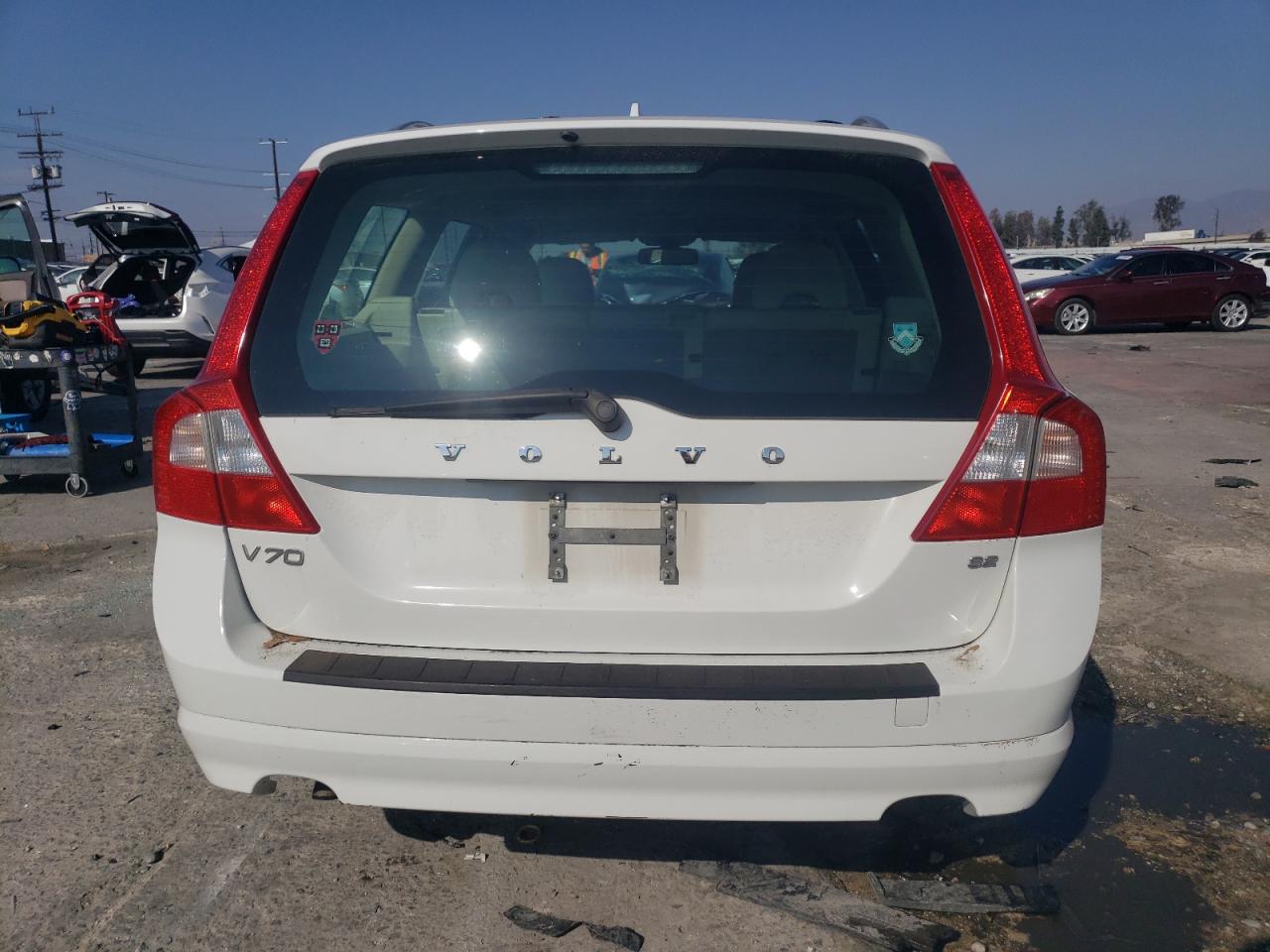 2008 Volvo V70 - Image 6