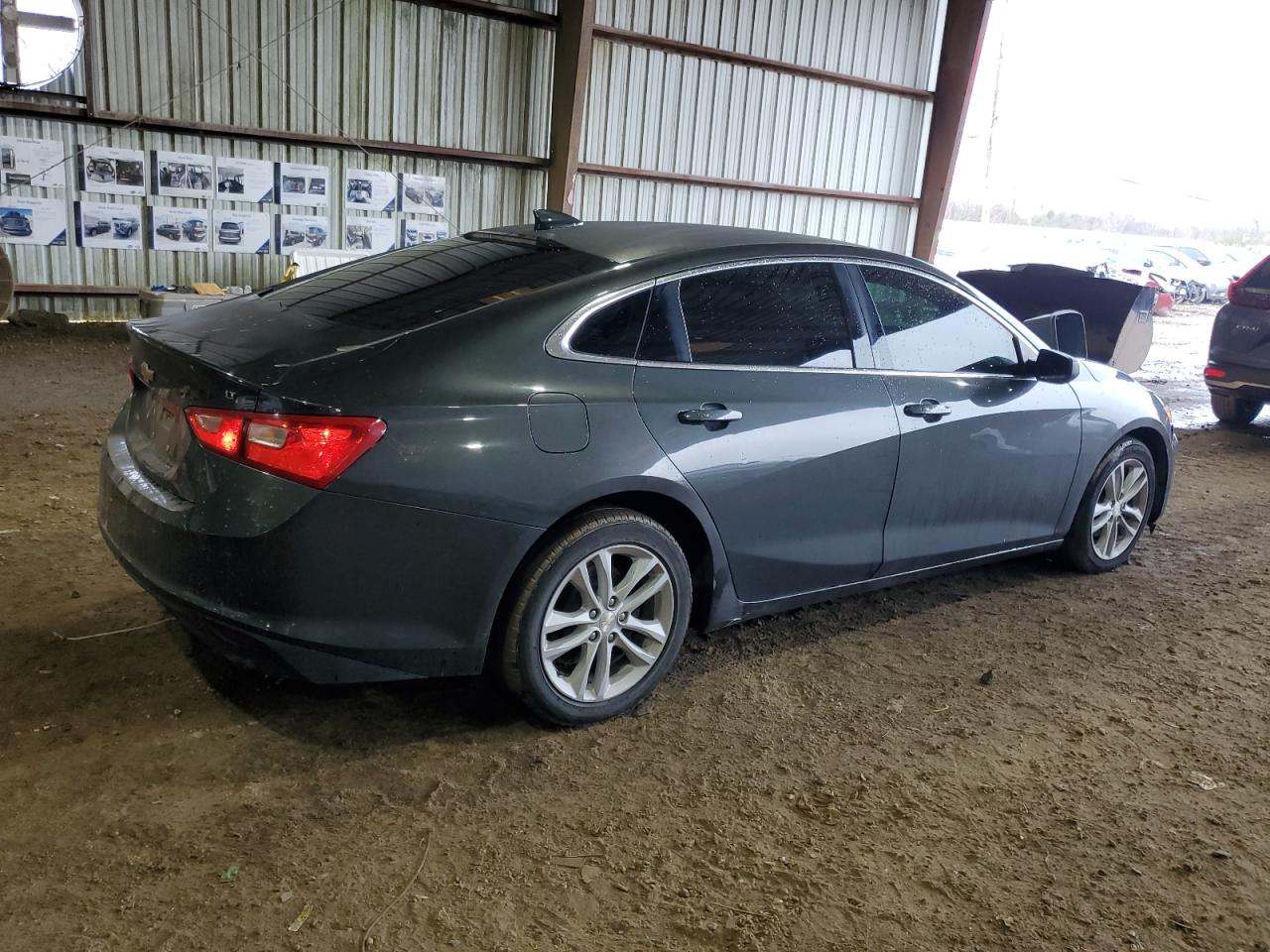 2016 Chevrolet Malibu - Image 3