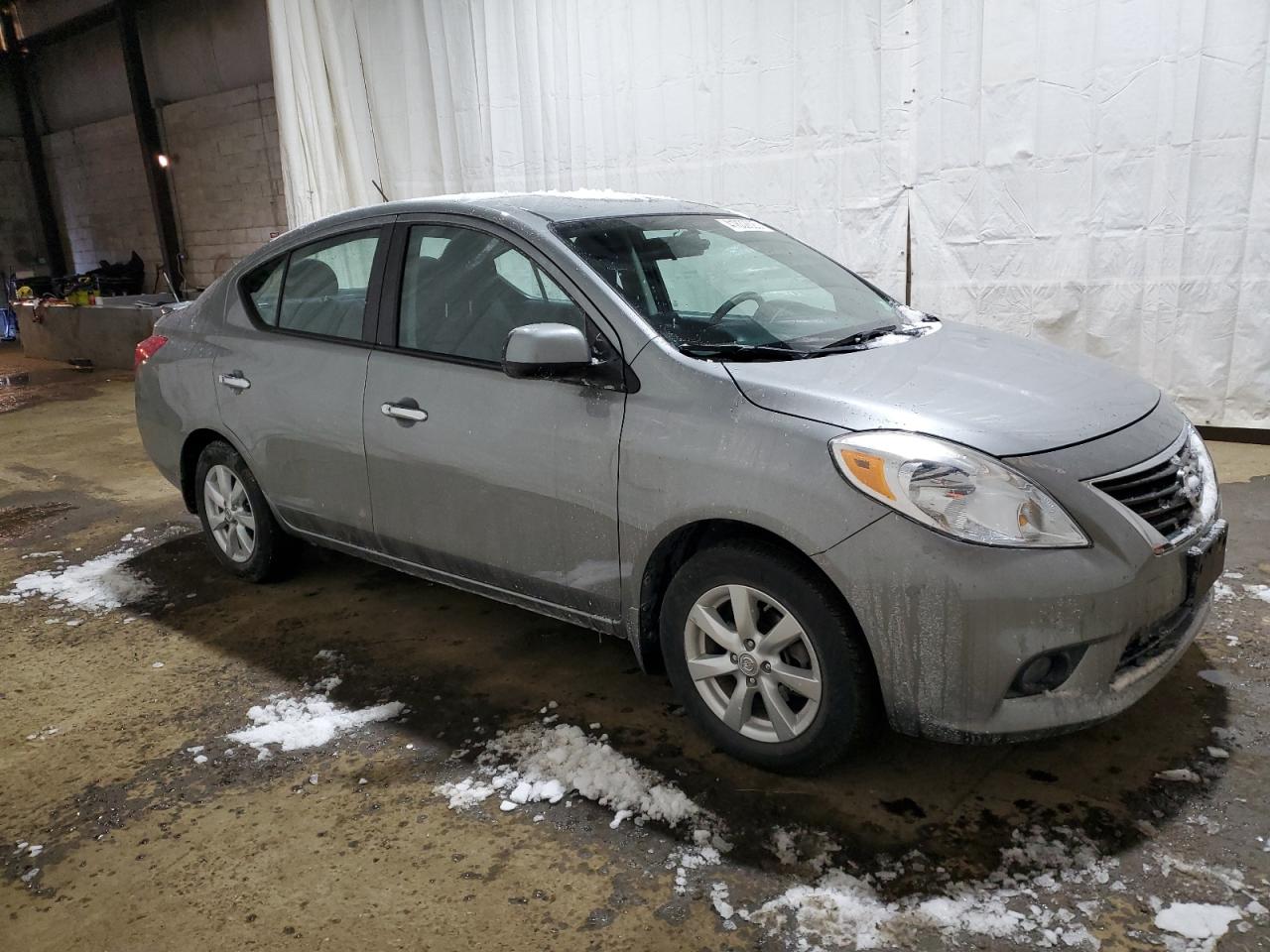 2013 Nissan Versa - Image 4