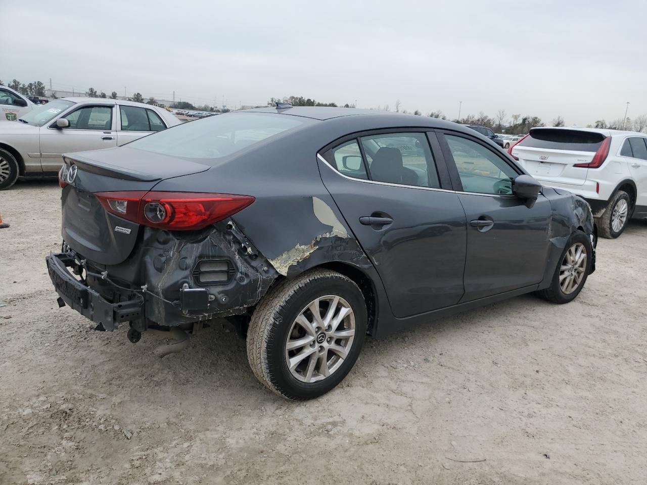 VIN 3MZBM1V71FM210604 2015 MAZDA 3 no.3