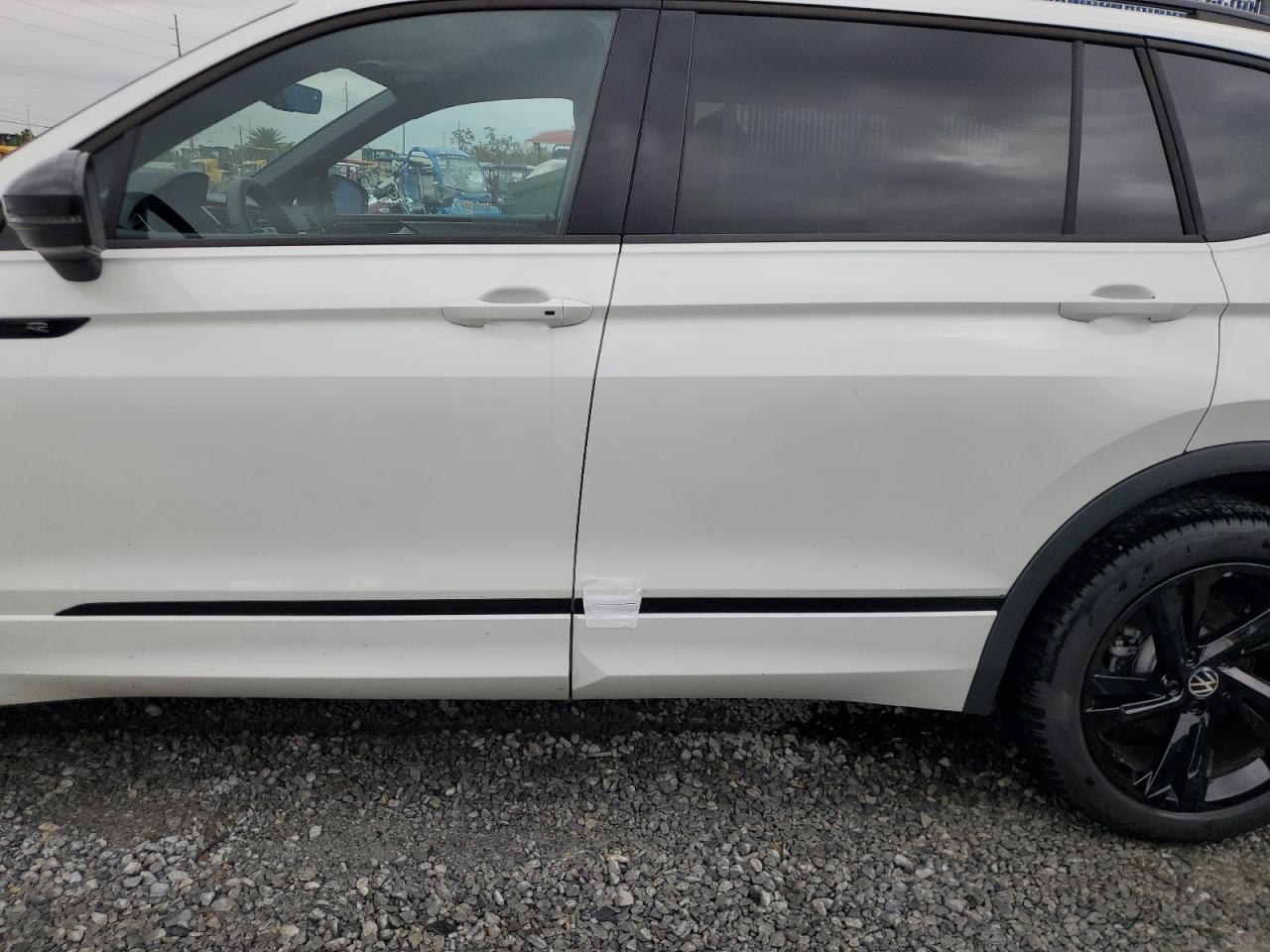 2024 Volkswagen Tiguan - Image 13