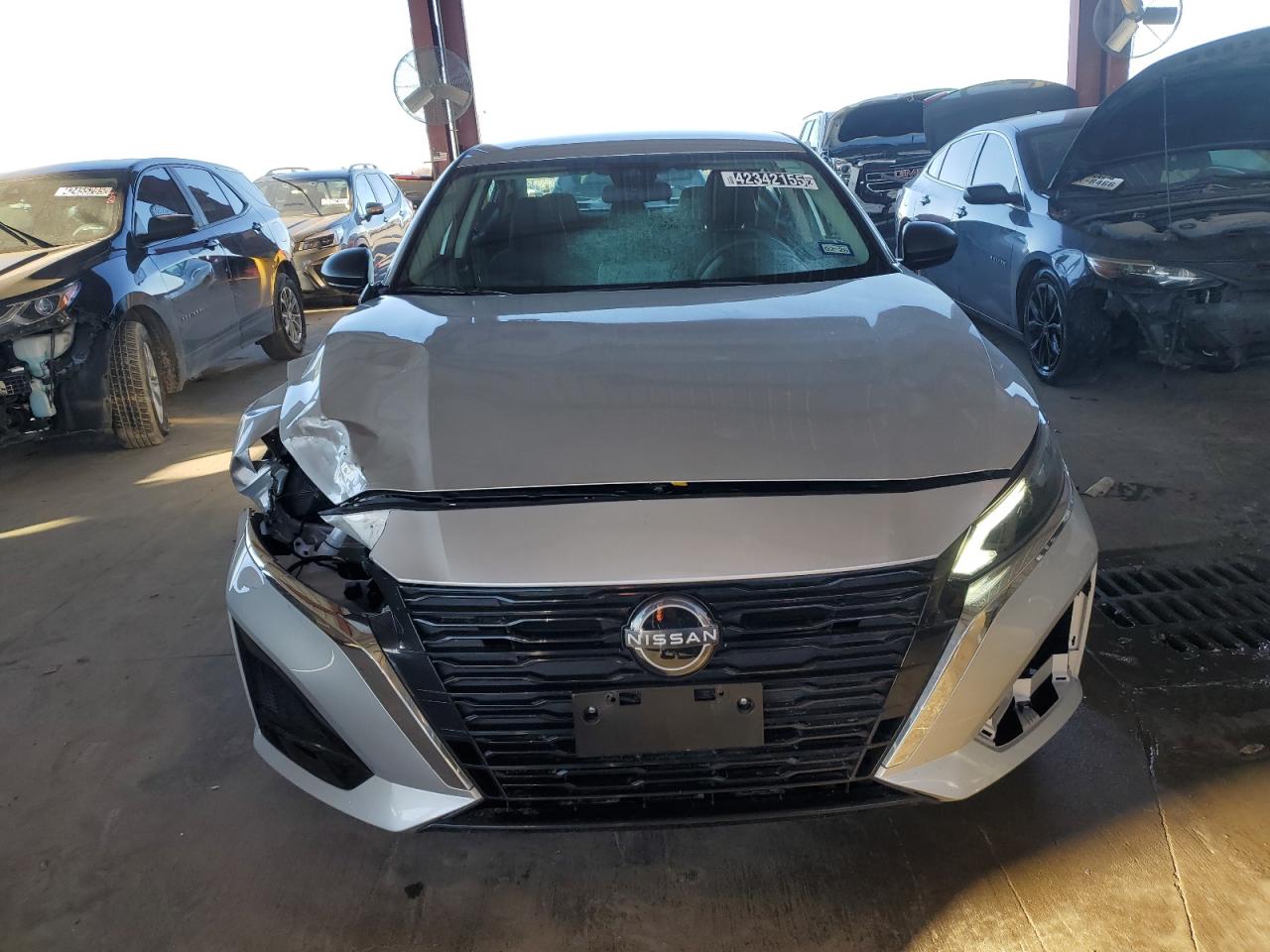 2024 Nissan Altima - Image 5