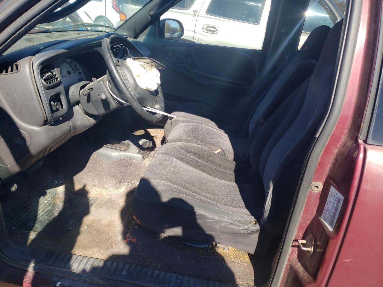 2000 Dodge Dakota - Image 7