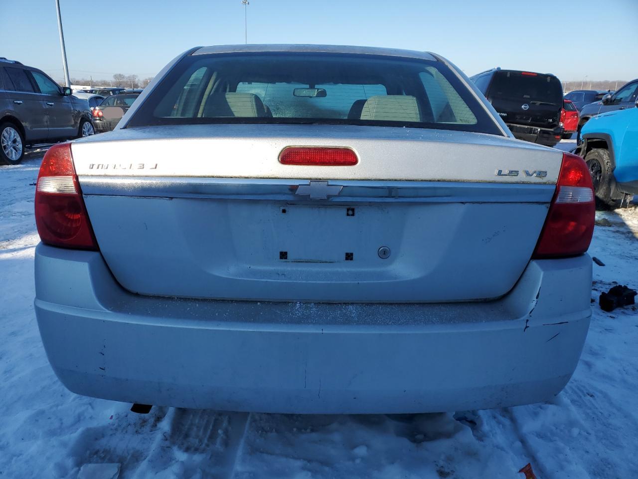 2004 Chevrolet Malibu - Image 6