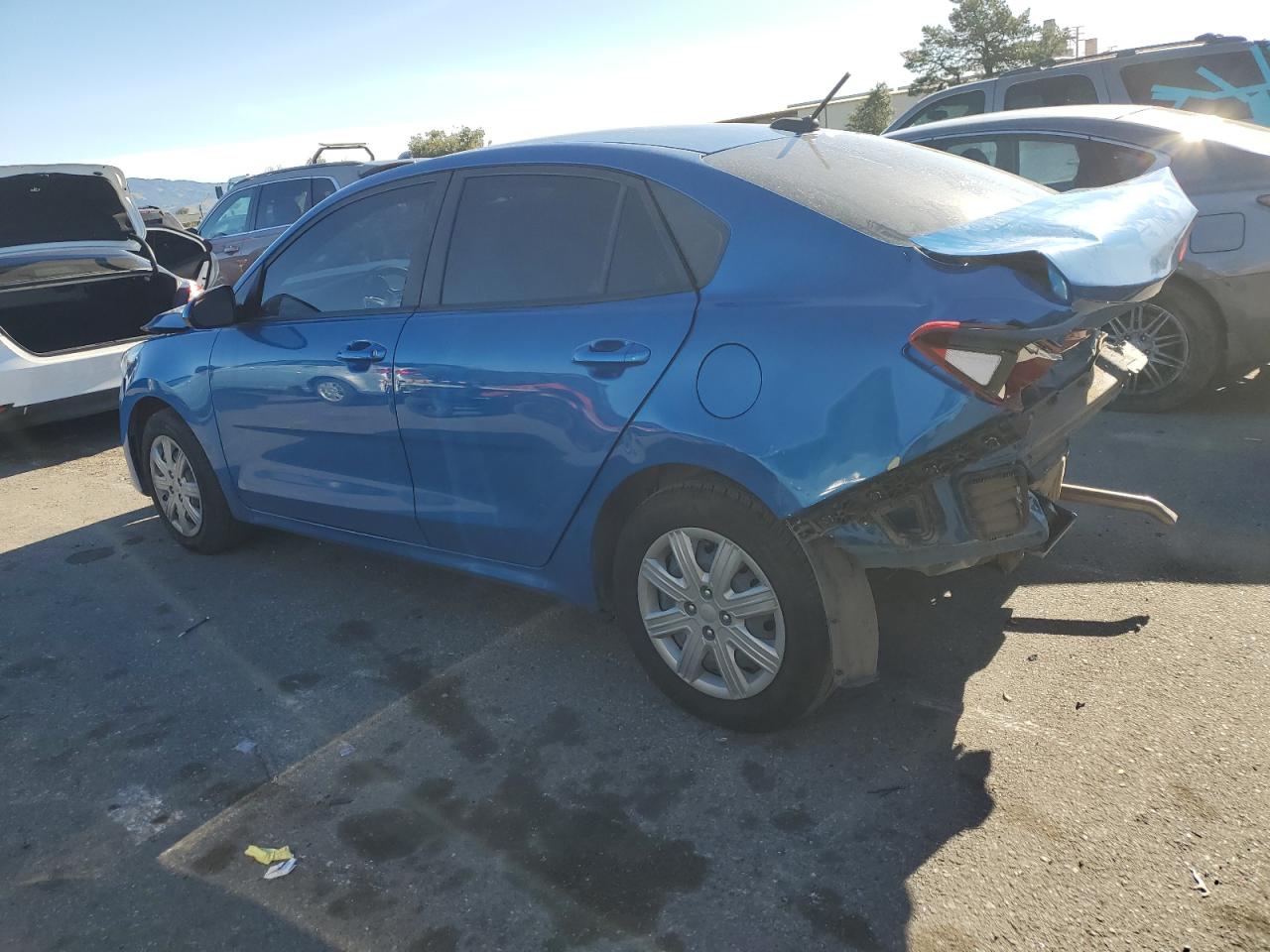 2021 Kia Rio - Image 2