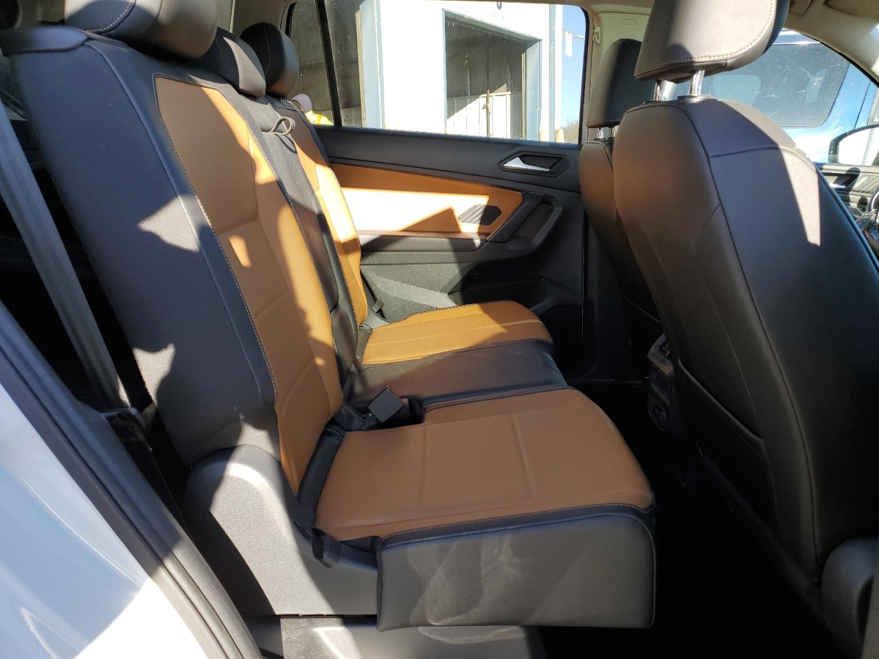 2019 Volkswagen Tiguan - Image 11
