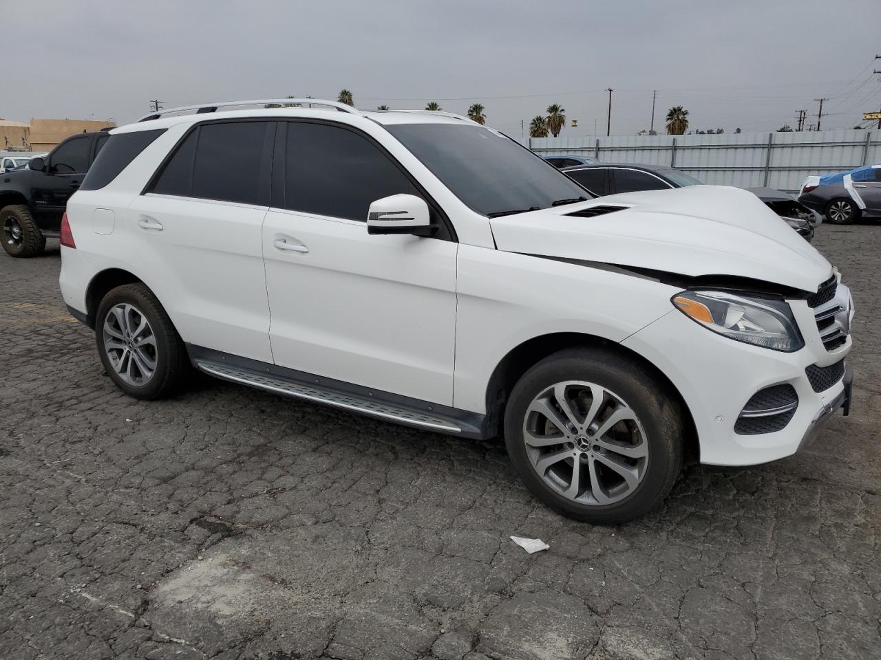 2018 Mercedes-Benz GLE - Image 4