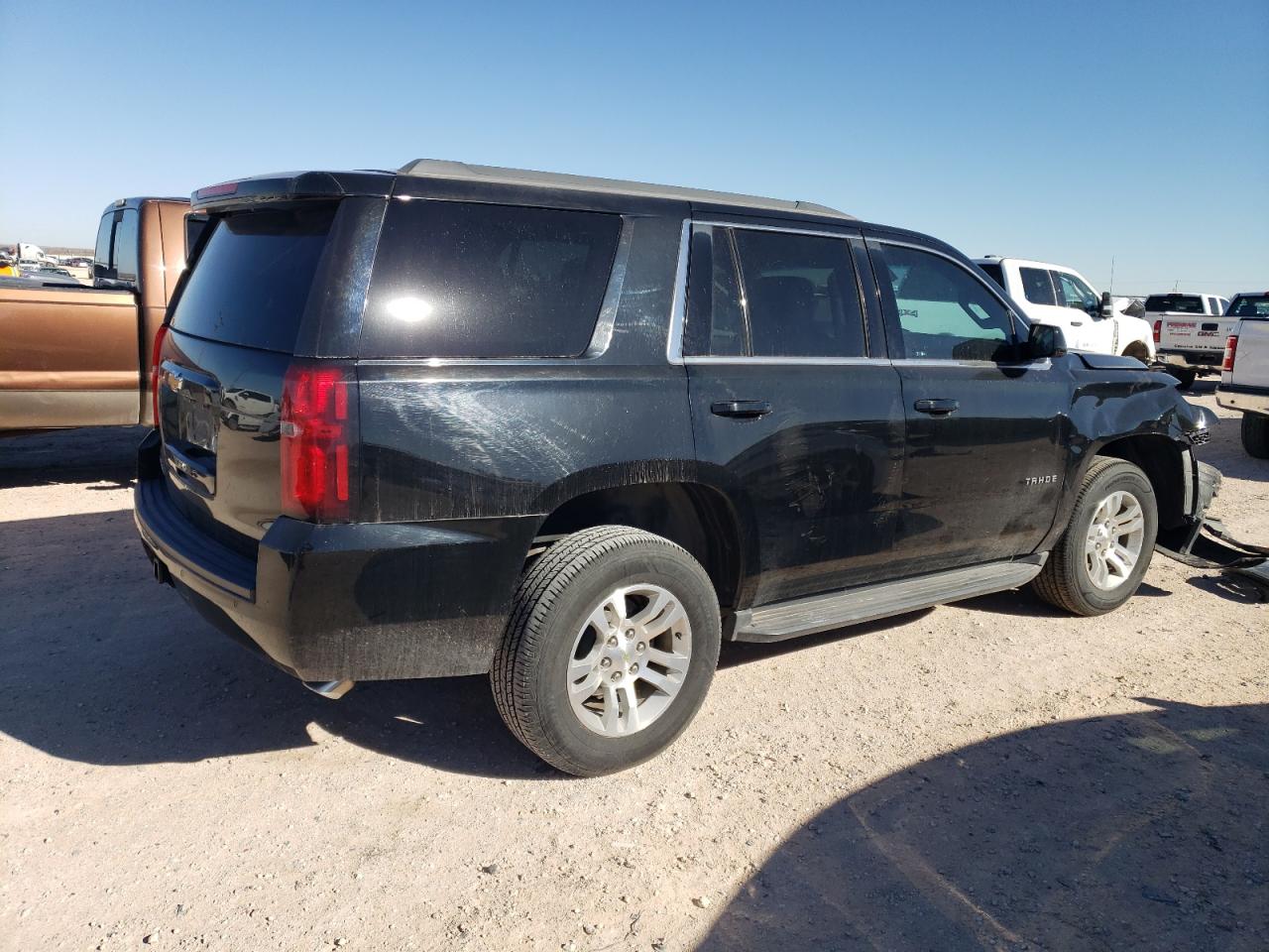2018 Chevrolet Tahoe - Image 3