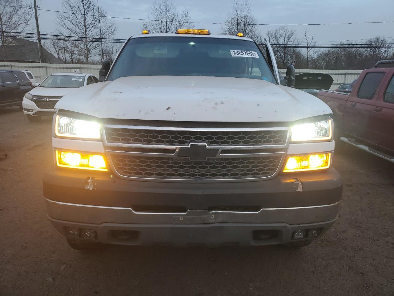 2005 Chevrolet Silverado - Image 5