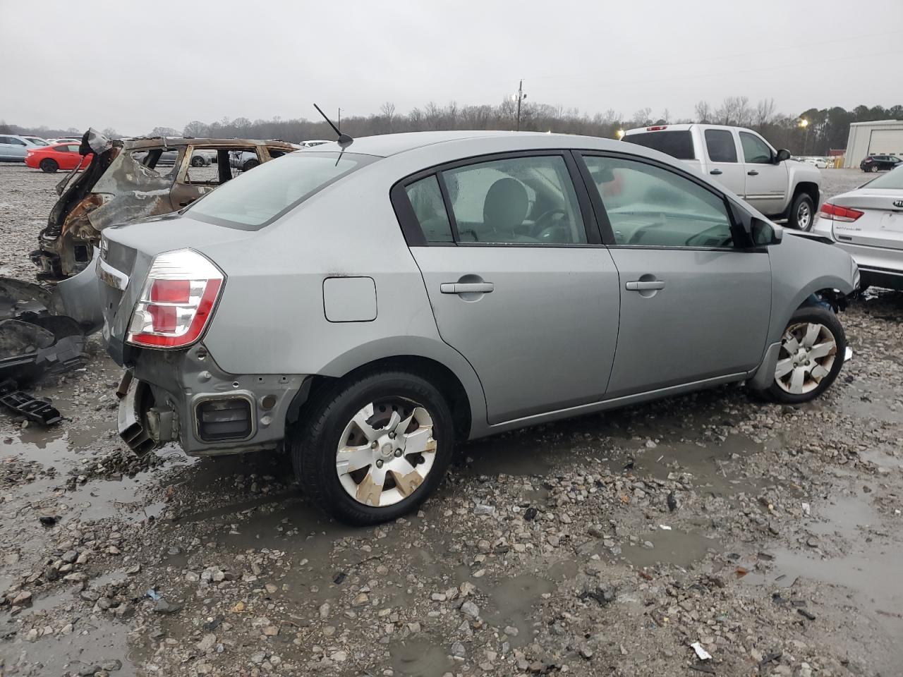 2010 Nissan Sentra - Image 3