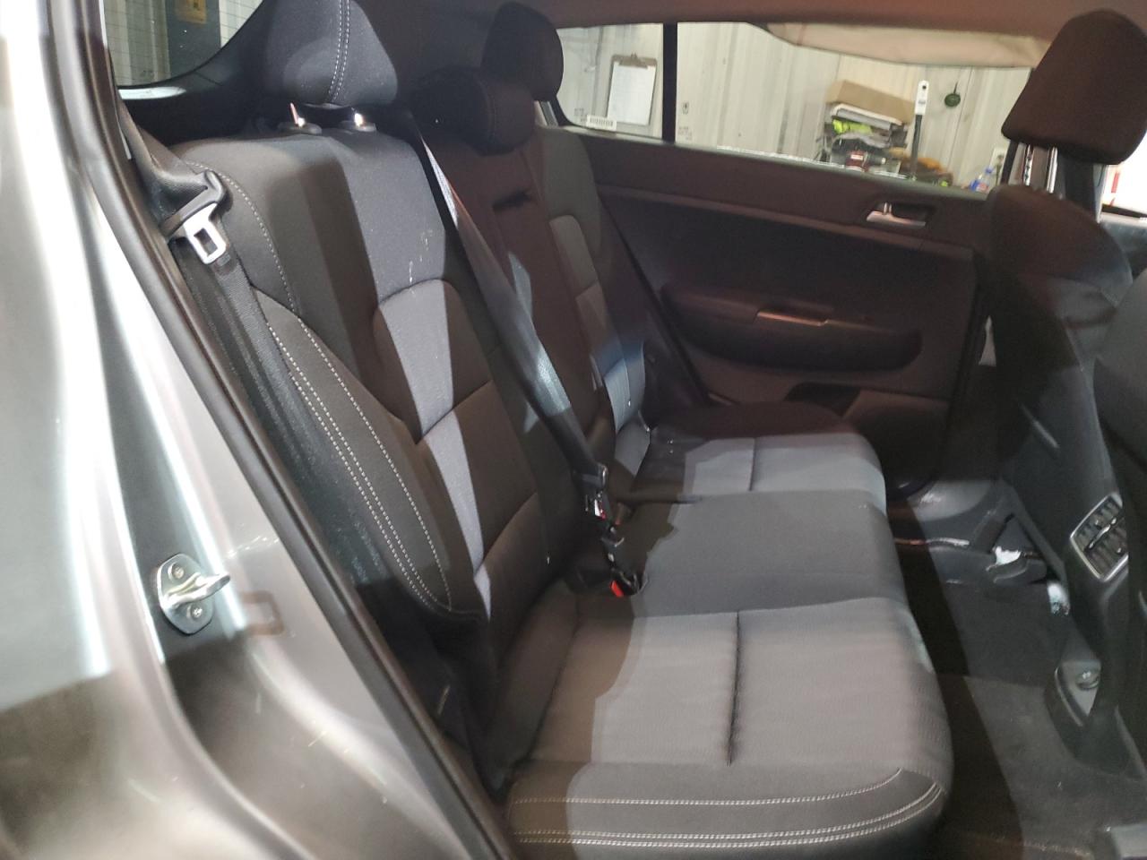 2021 Kia Sportage - Image 11