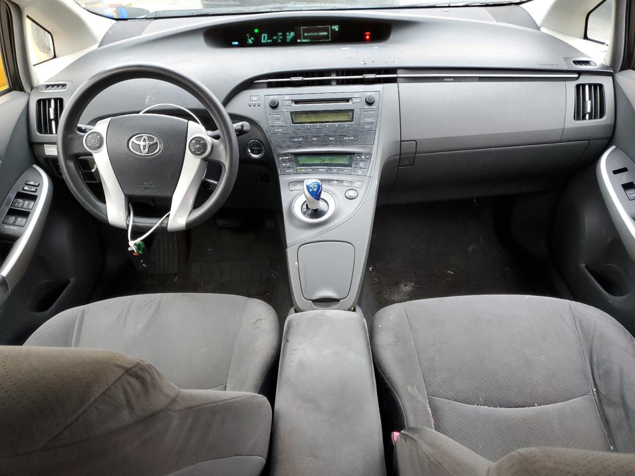 2010 Toyota Prius - Image 8