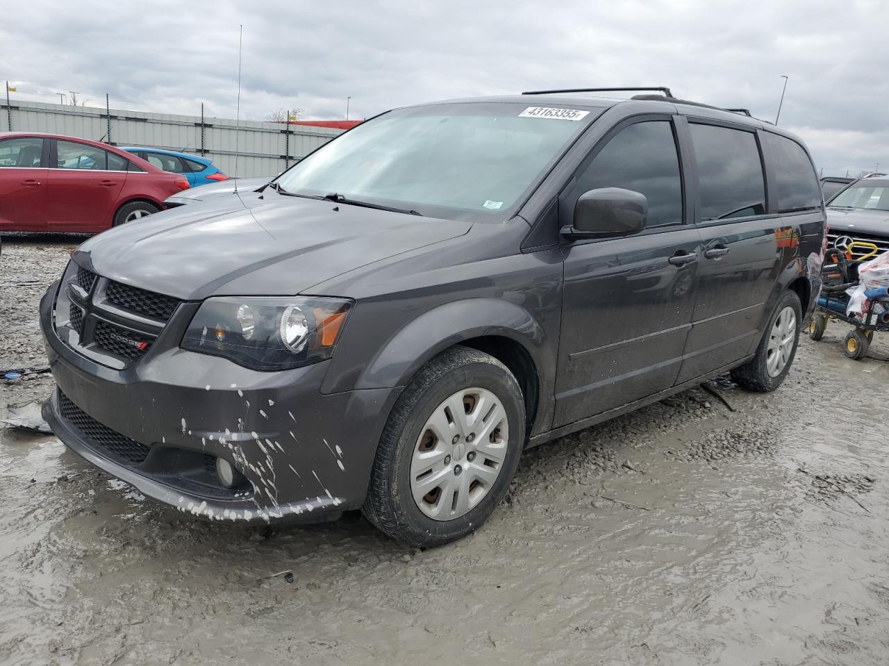 2017 Dodge Caravan - Image 1