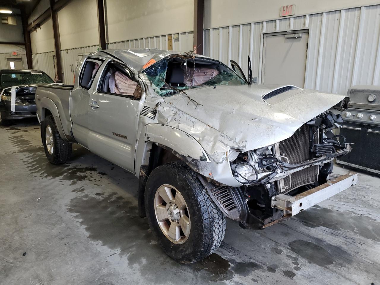 2009 Toyota Tacoma - Image 4