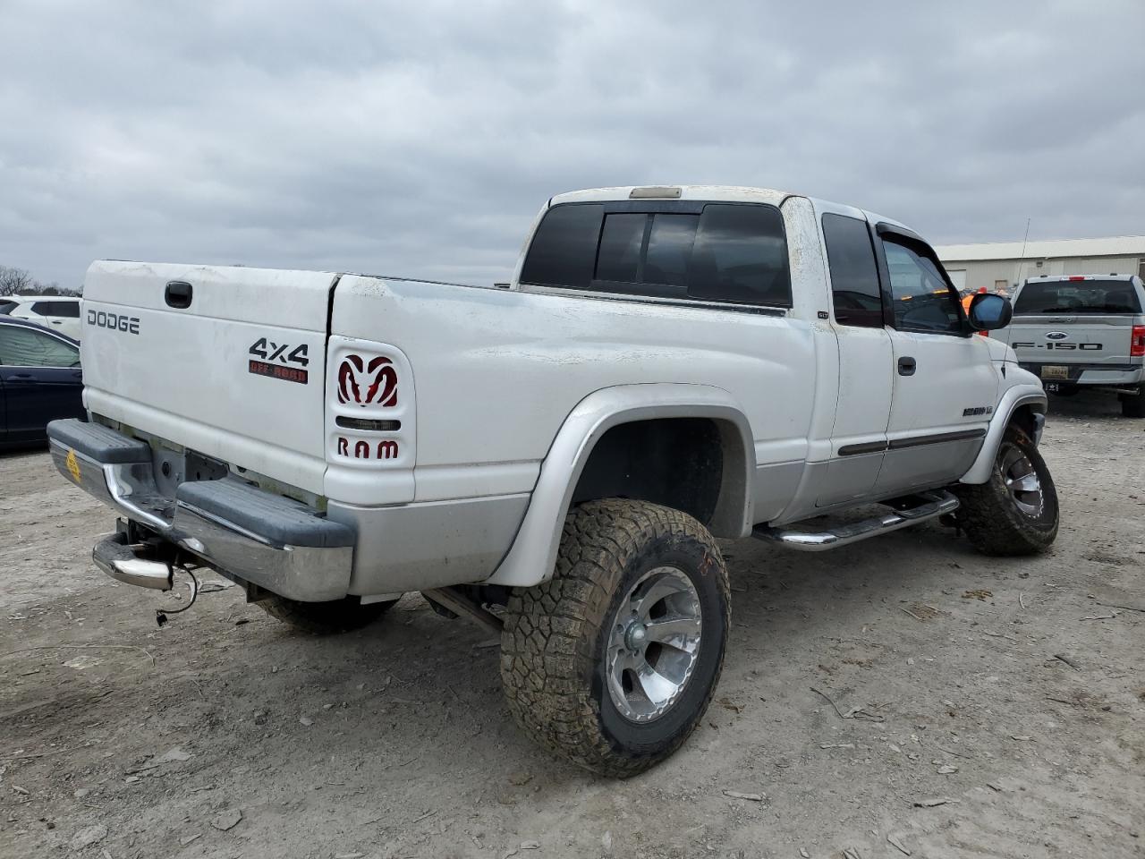2001 Dodge RAM - Image 3