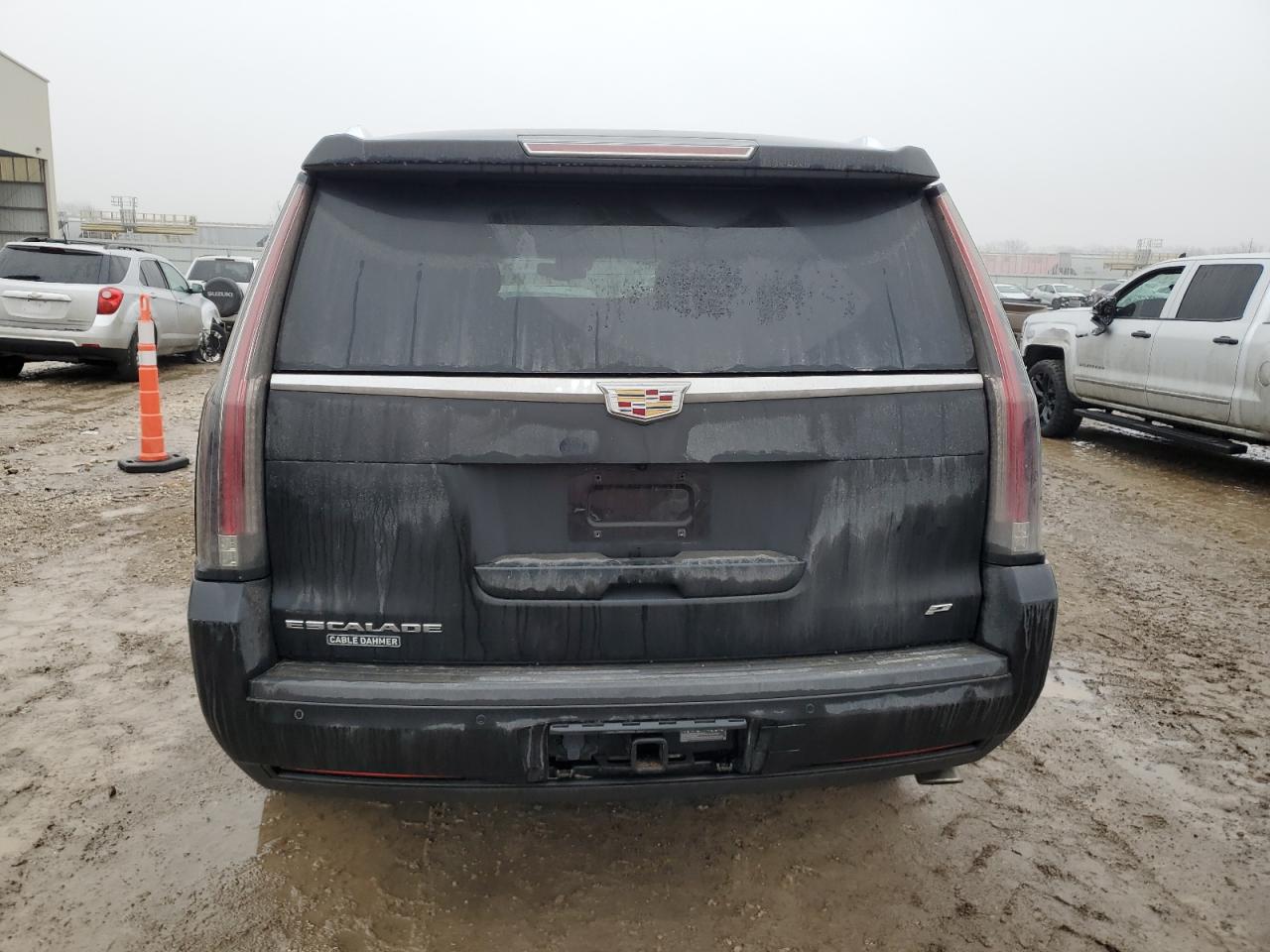 2015 Cadillac Escalade - Image 6