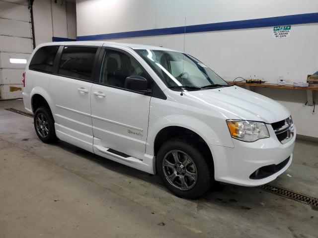 Minivans DODGE CARAVAN 2016 White