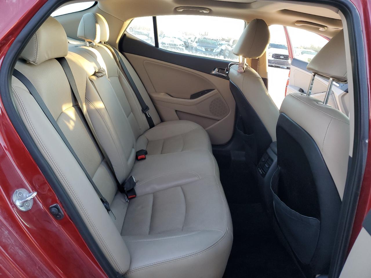 2012 Kia Optima - Image 10