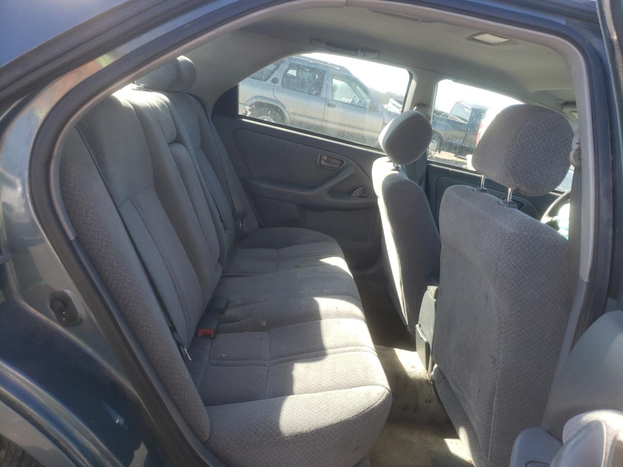 2000 Toyota Camry - Image 10