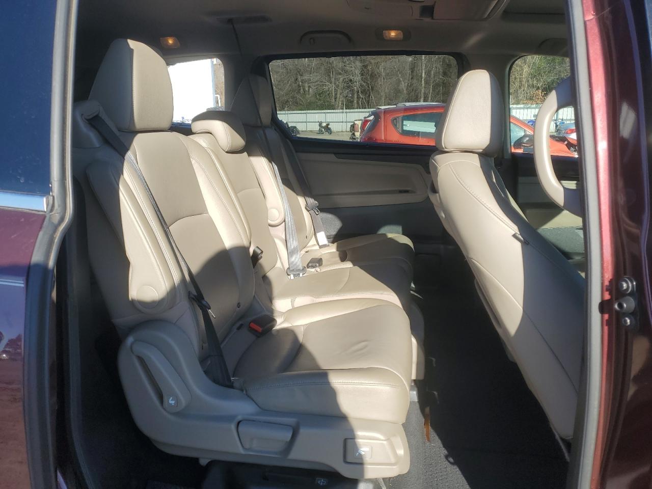 2019 Honda Odyssey - Image 11