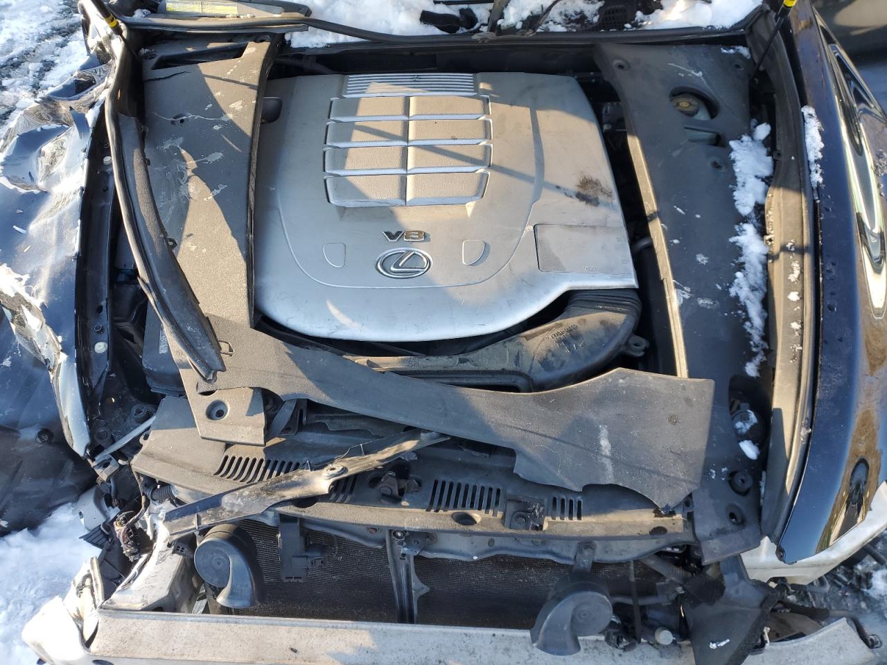 2012 Lexus LS - Image 12